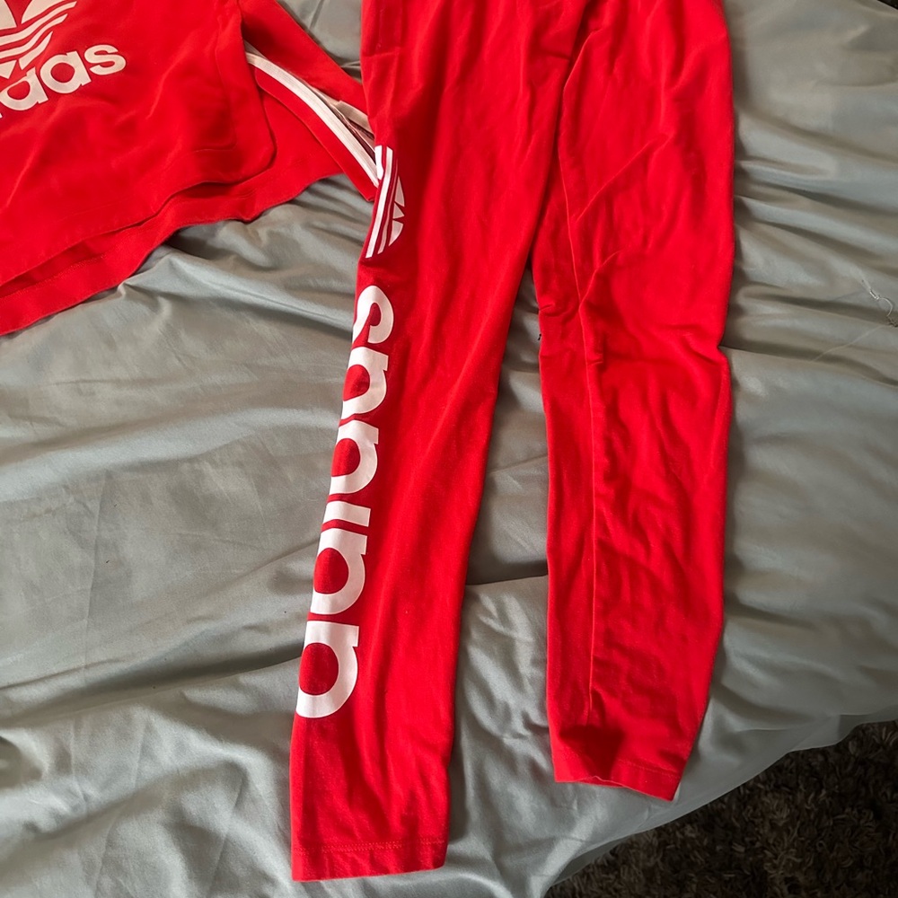 Adidas Crop top & Leggings - Picture 4 of 5